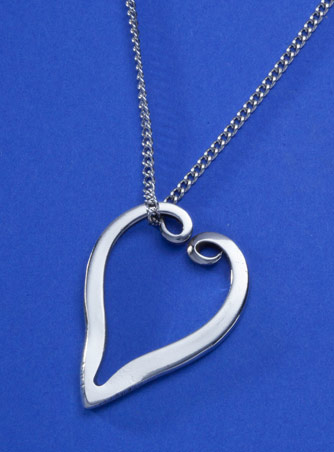 Forktine Heart Necklace - Click Image to Close
